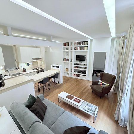 Campo Dei Fiori Modern Apartment With Terrace Rom Eksteriør billede